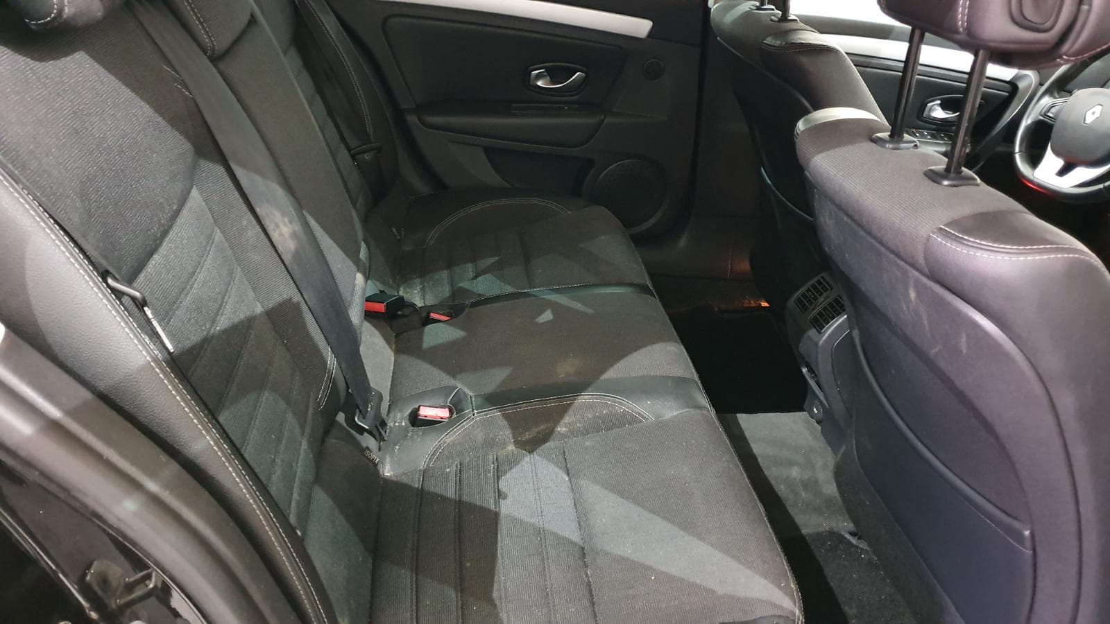 Renault Laguna 2.0DCI · Ano 2008 — imagem 26