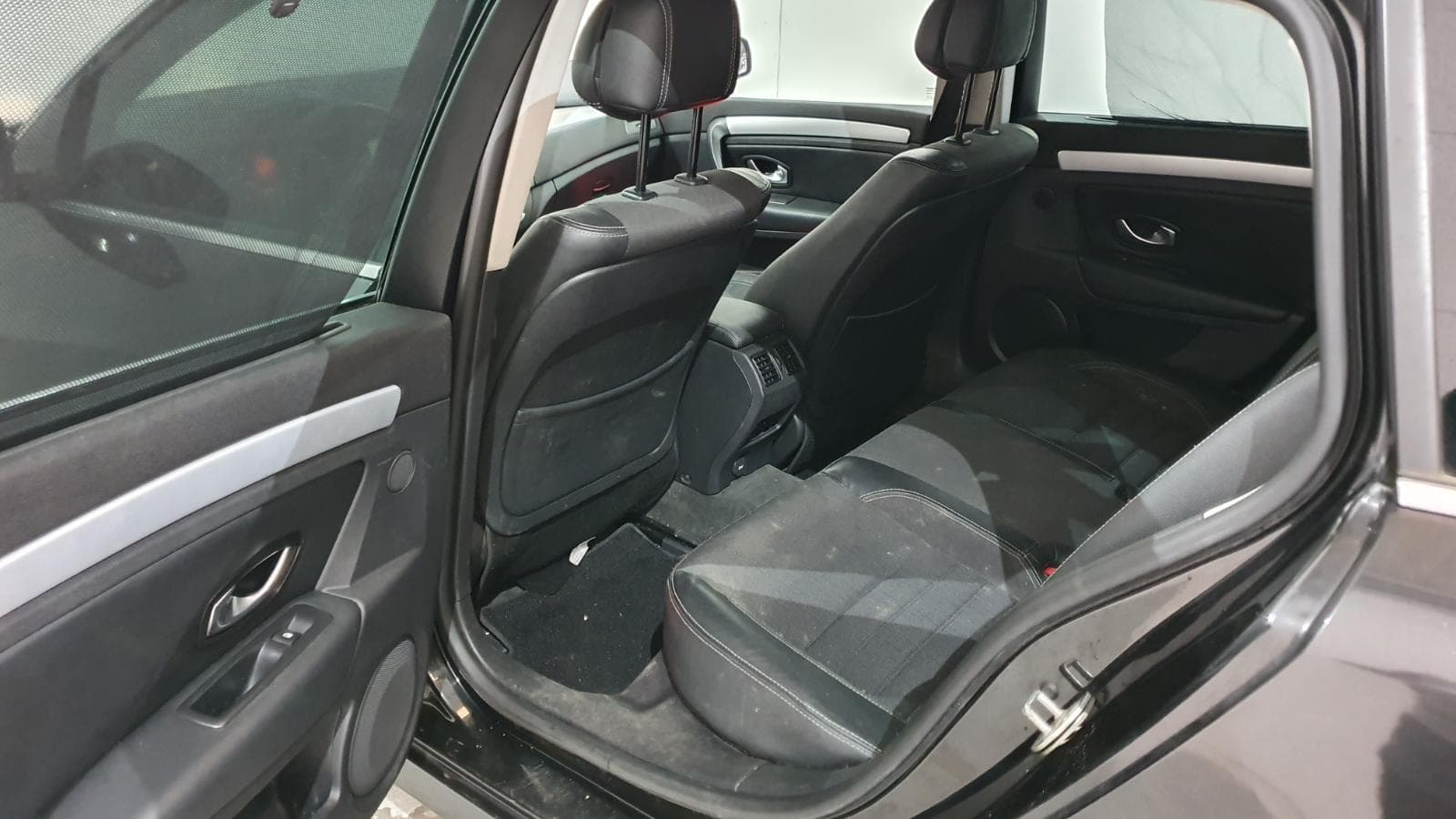 Renault Laguna 2.0DCI · Ano 2008 — imagem 31