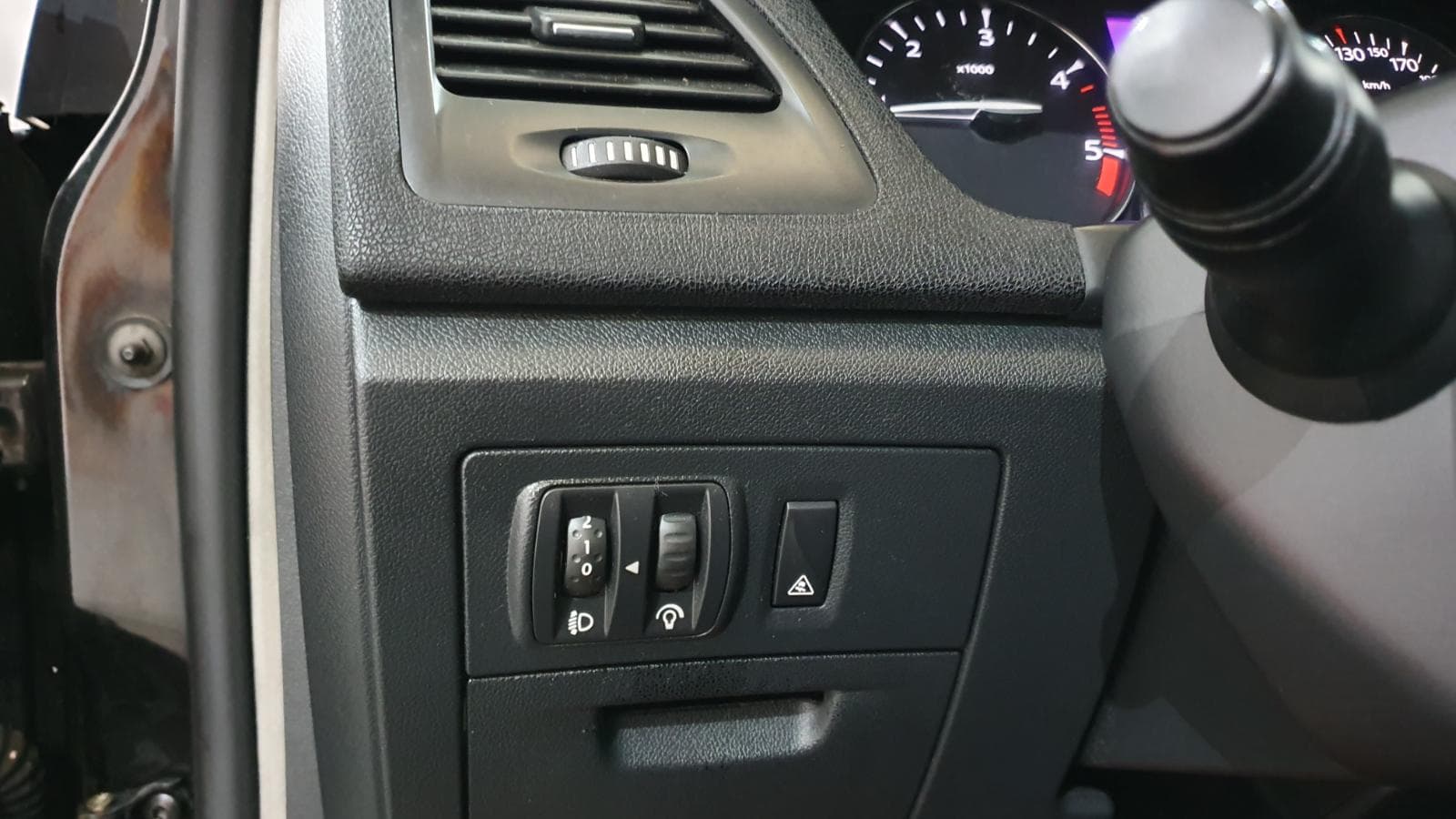 Renault Laguna 2.0DCI · Ano 2008 — imagem 45