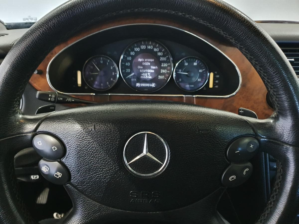 Mercedes-Benz CLS 320 3.0 CDI · Ano 2007 — image 31