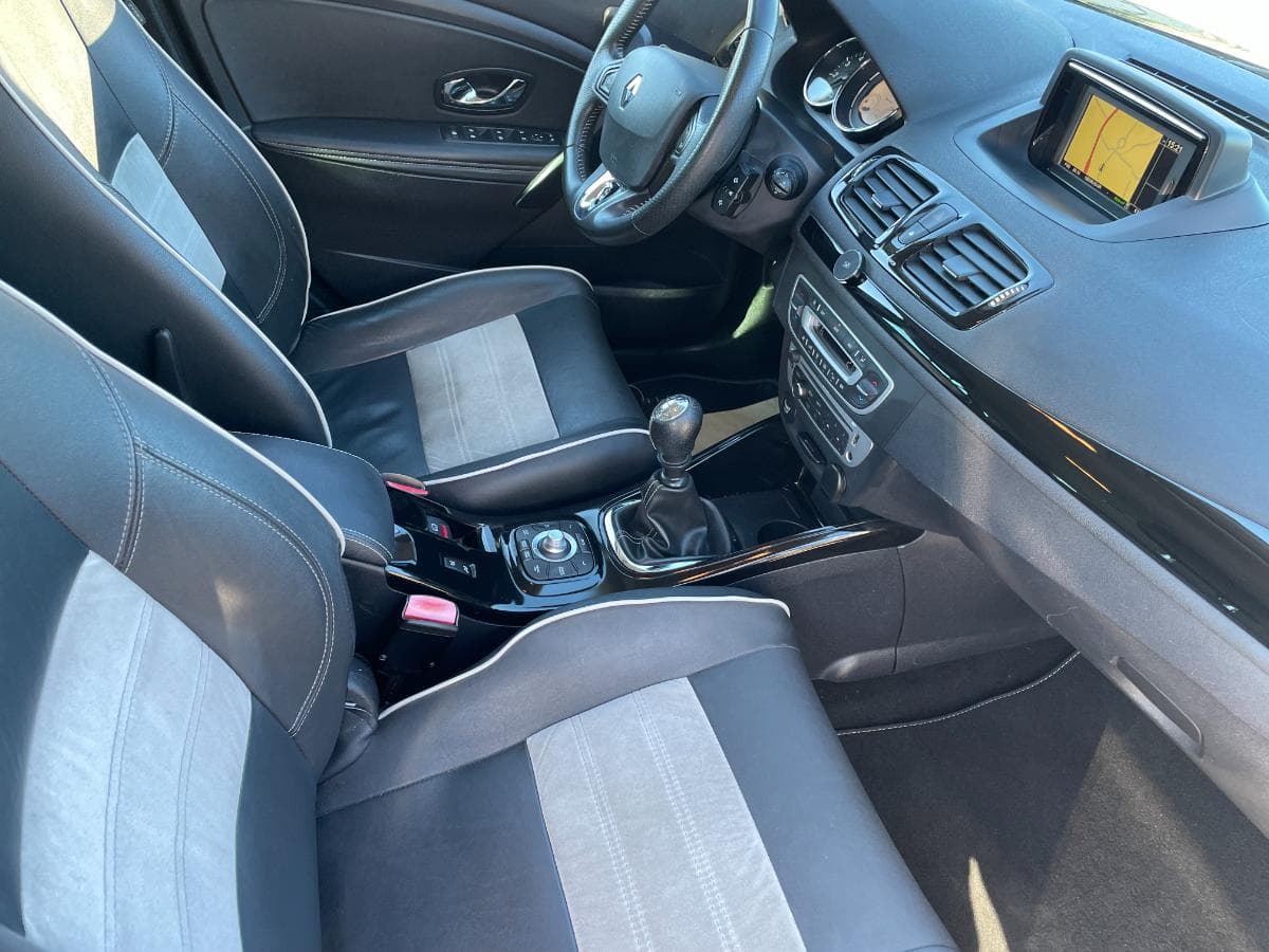 Renault Mégane 1.5 DCI · Ano 2014 — imagem 19