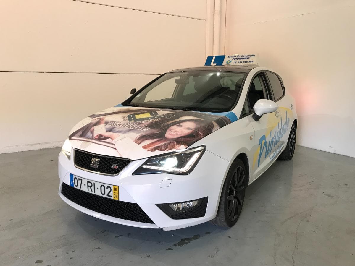 Seat Ibiza 1.4 TDI · Ano 2016 — imagen 2