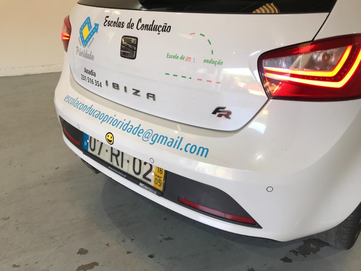 Seat Ibiza 1.4 TDI · Ano 2016 — imagen 8