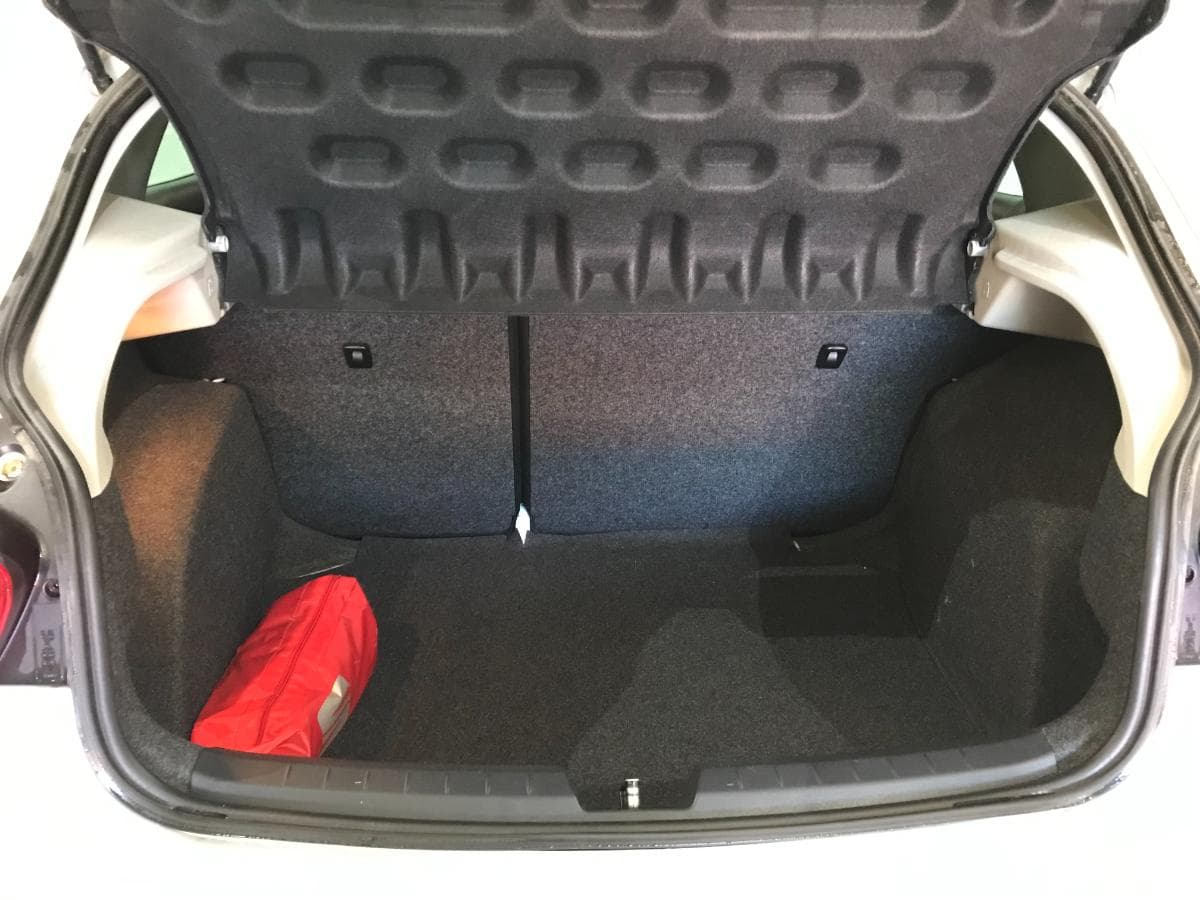 Seat Ibiza 1.4 TDI · Ano 2016 — imagen 11