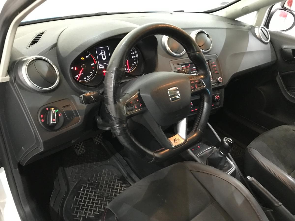 Seat Ibiza 1.4 TDI · Ano 2016 — imagen 39