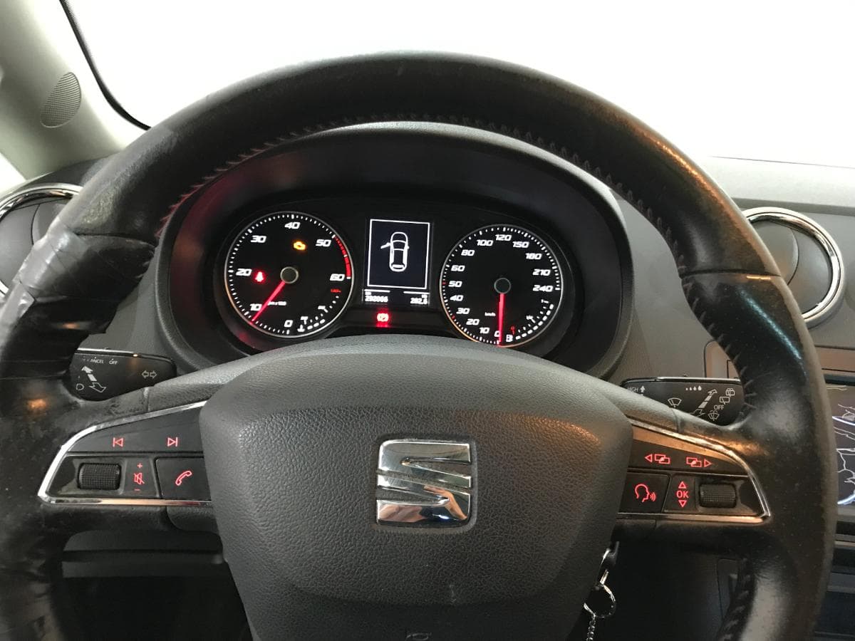 Seat Ibiza 1.4 TDI · Ano 2016 — imagen 42