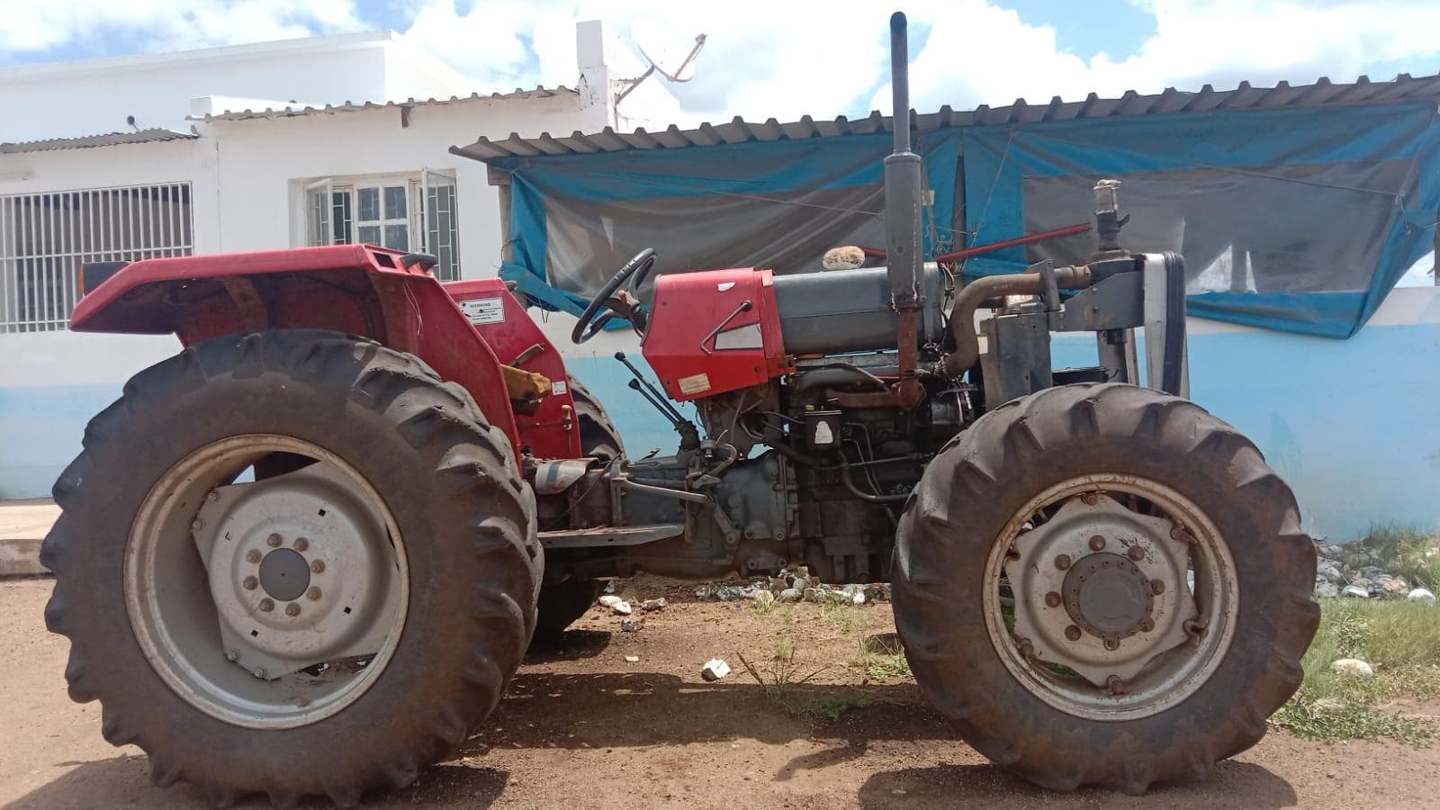 Tractor Massey Ferguson · — imagen 2