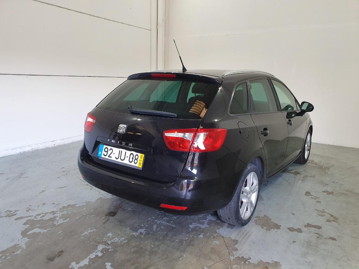 Seat Ibiza 1.2 · Ano 2010 — imagen 10