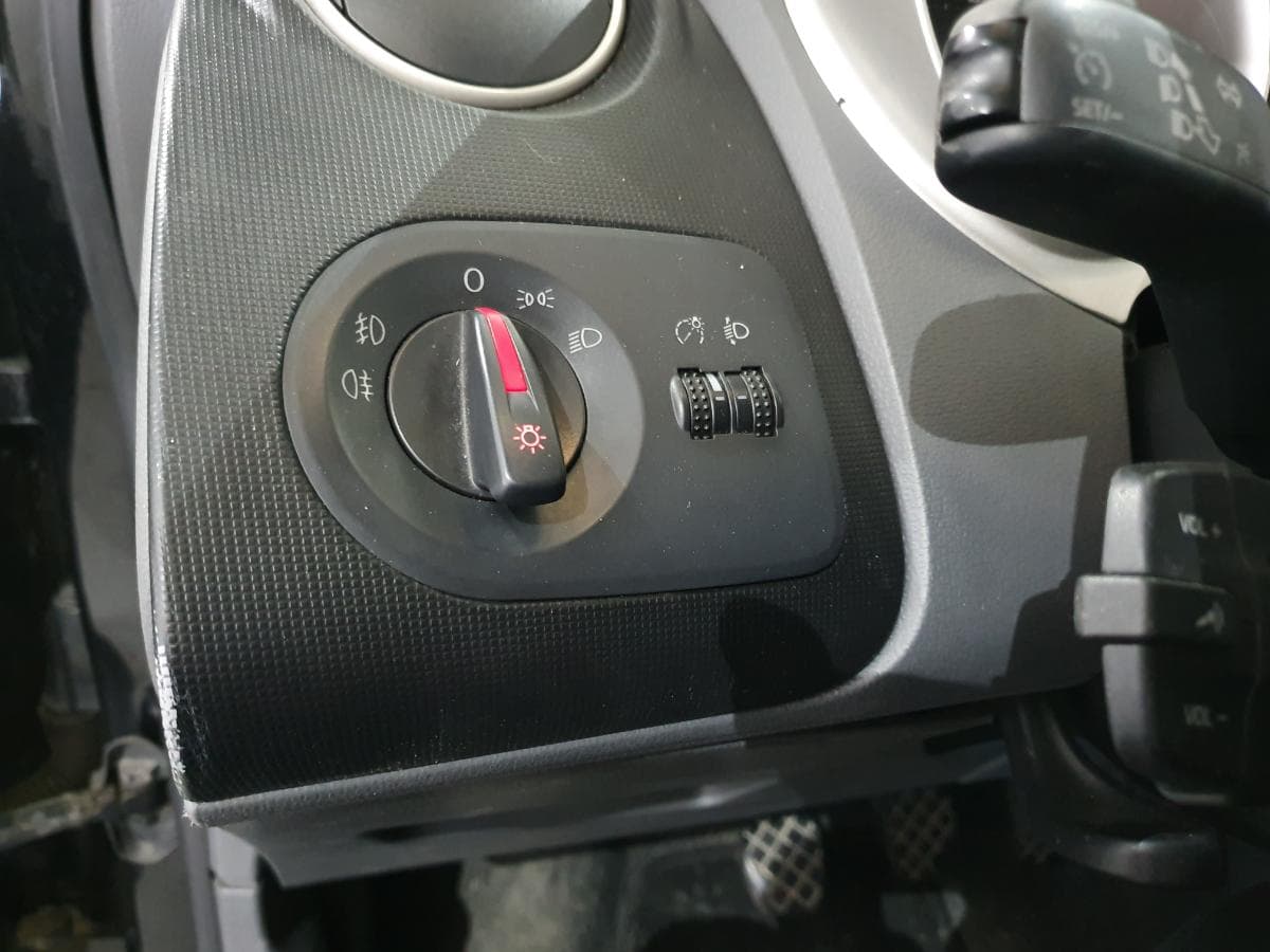 Seat Ibiza 1.2 · Ano 2010 — imagen 29