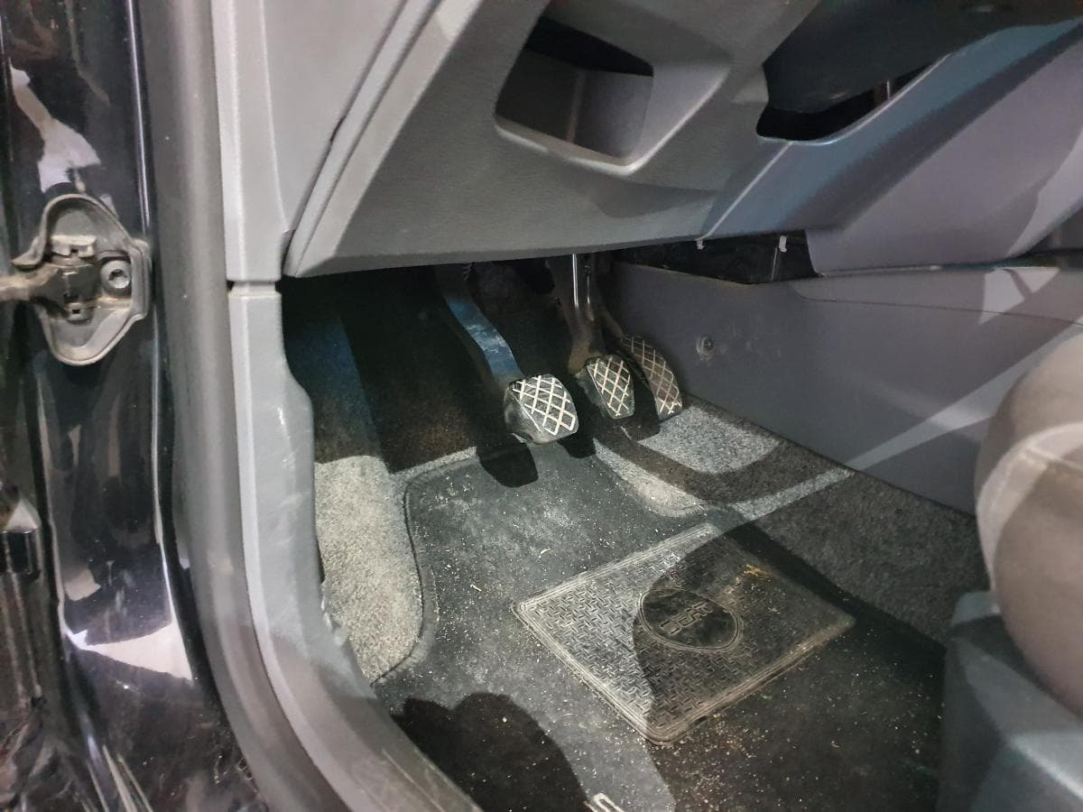 Seat Ibiza 1.2 · Ano 2010 — imagen 39