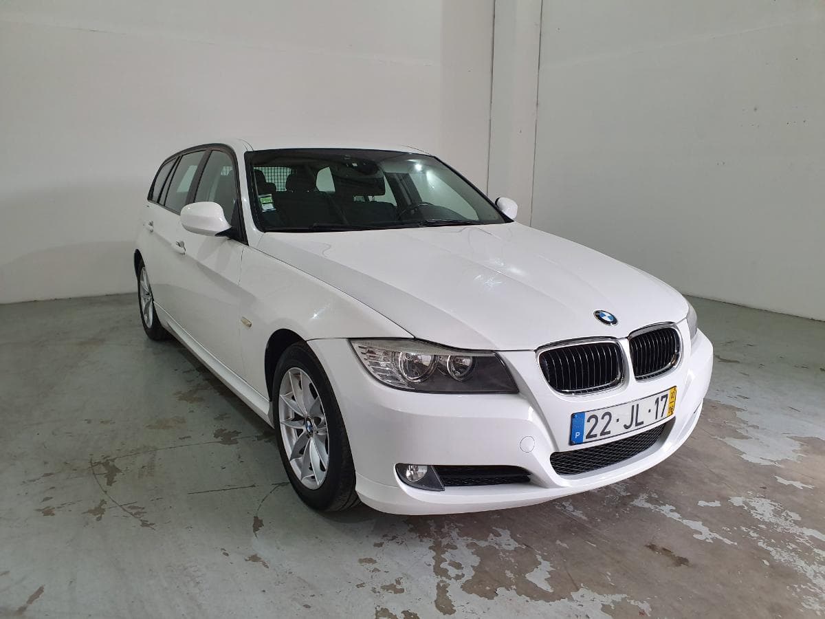 BMW 318 D Touring · Ano 2010 — imagen 1