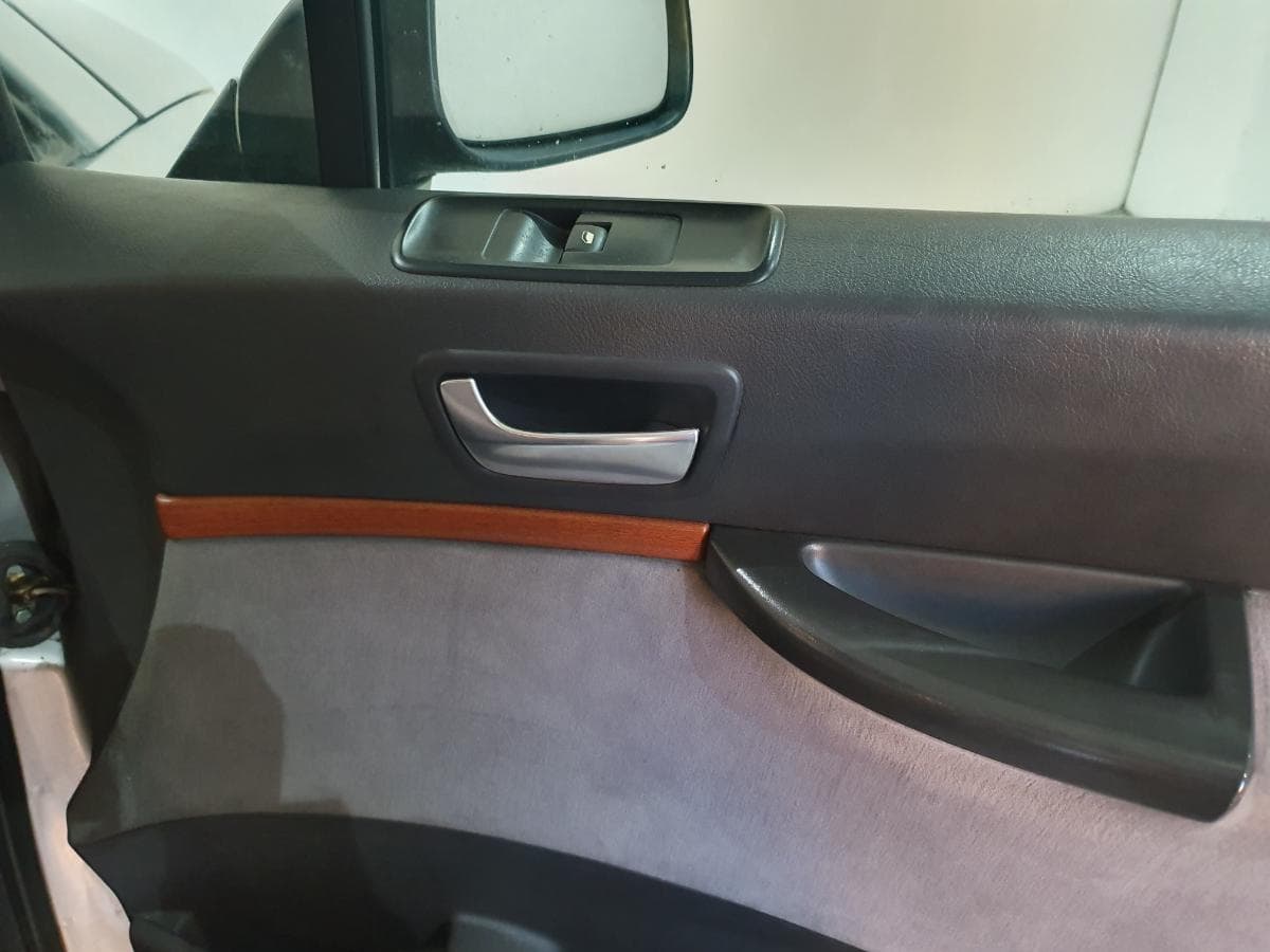 Citroën C8 2.0 HDI · Ano 2003 — image 26