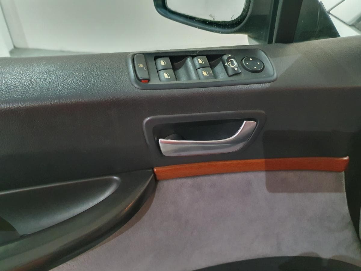 Citroën C8 2.0 HDI · Ano 2003 — image 34
