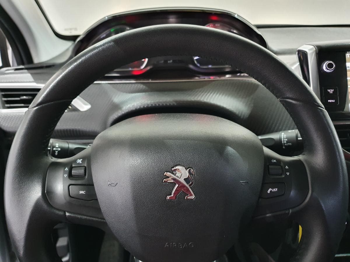 Peugeot 2008 1.4 HDI · ANO 2014 — imagen 33