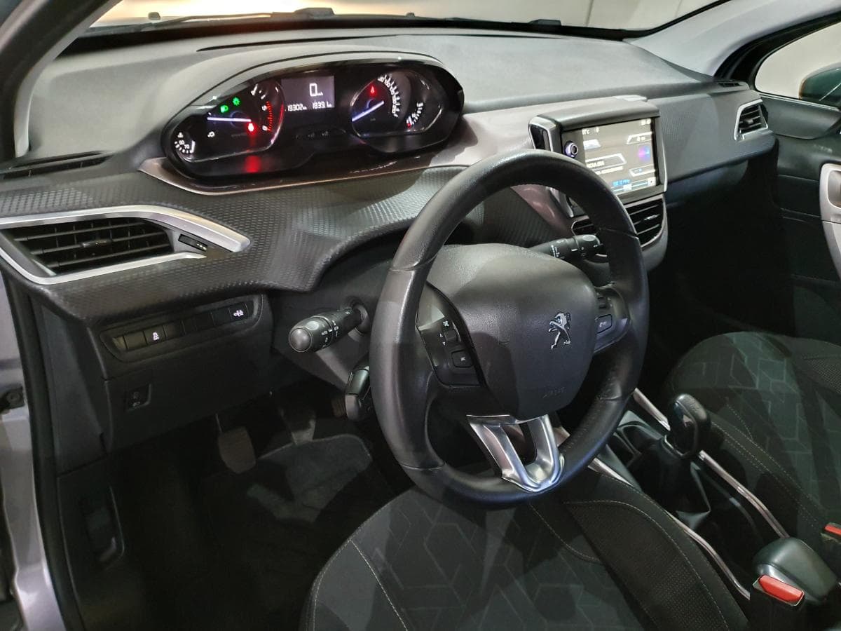 Peugeot 2008 1.4 HDI · ANO 2014 — imagen 37