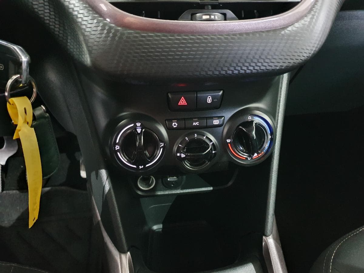Peugeot 2008 1.4 HDI · ANO 2014 — imagen 40