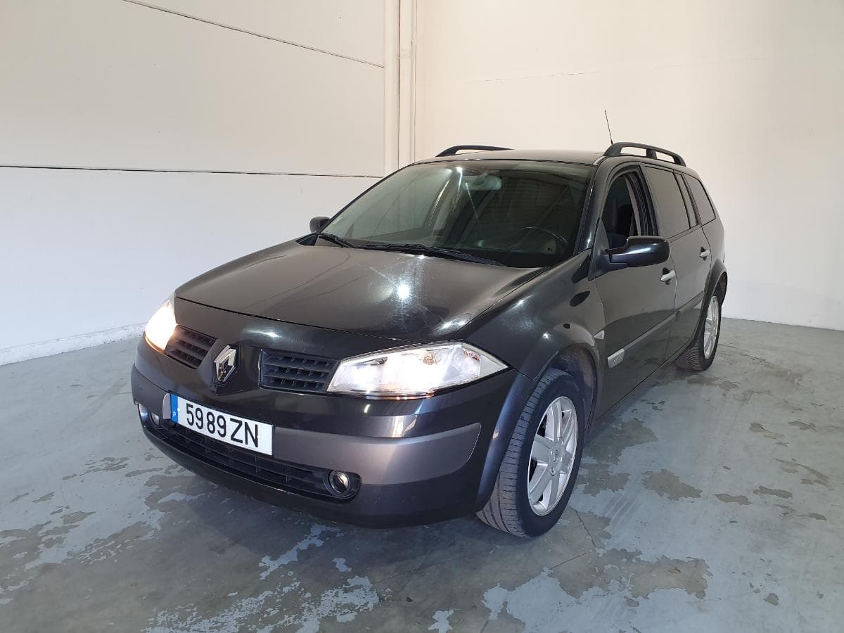Renault Mégane 1.5 DCI · Ano 2005 — imagen 1