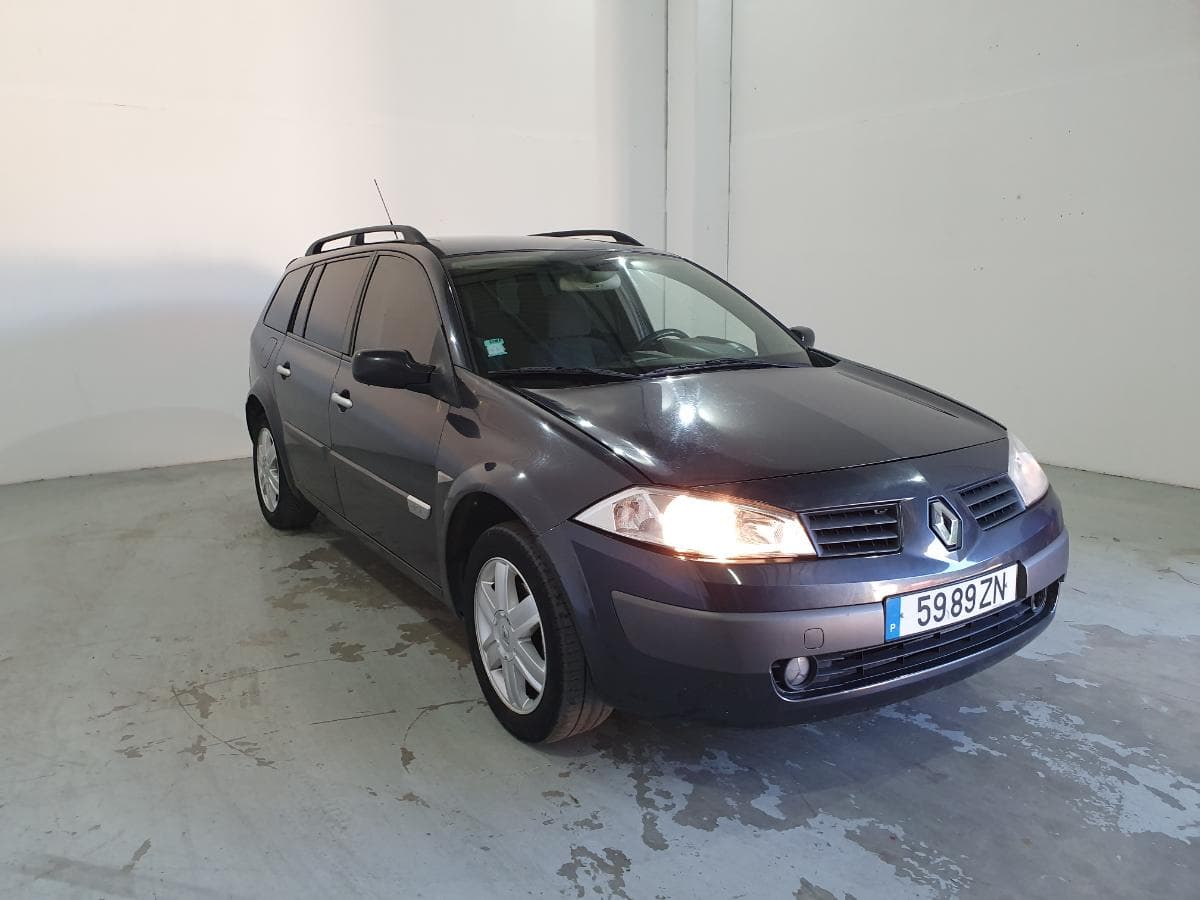 Renault Mégane 1.5 DCI · Ano 2005 — imagen 2