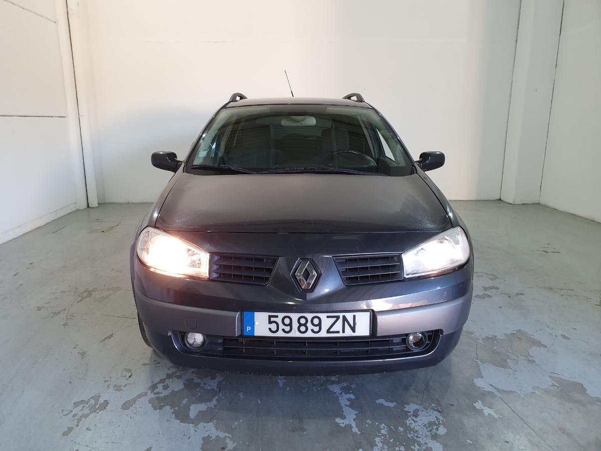 Renault Mégane 1.5 DCI · Ano 2005 — imagen 3