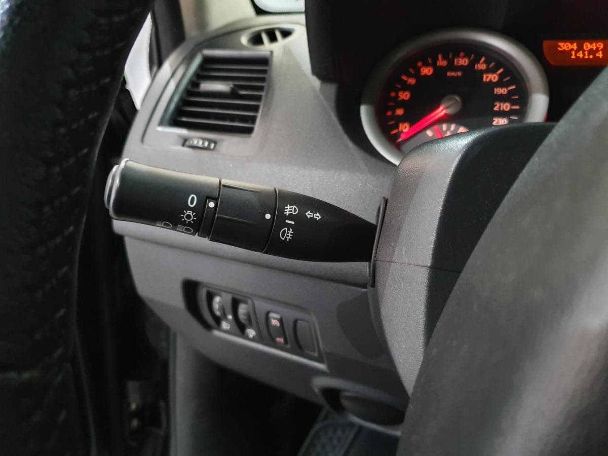 Renault Mégane 1.5 DCI · Ano 2005 — imagen 29