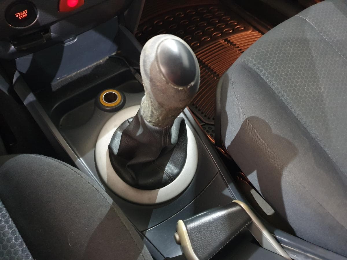 Renault Mégane 1.5 DCI · Ano 2005 — imagen 30