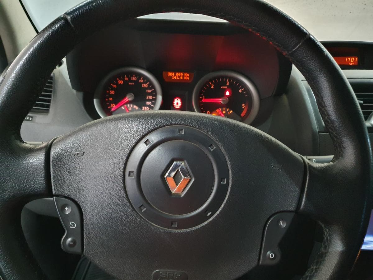 Renault Mégane 1.5 DCI · Ano 2005 — imagen 31
