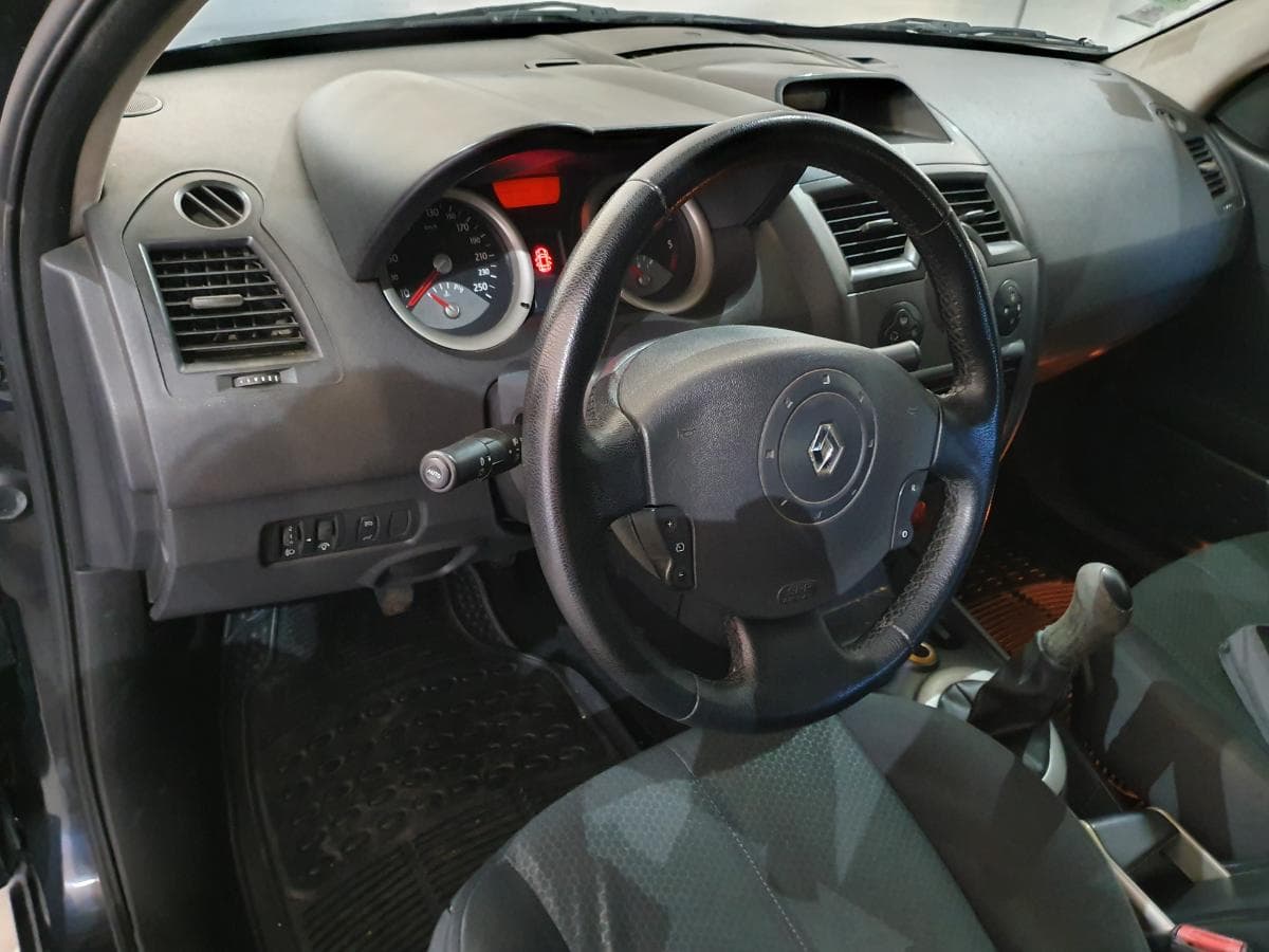 Renault Mégane 1.5 DCI · Ano 2005 — imagen 33