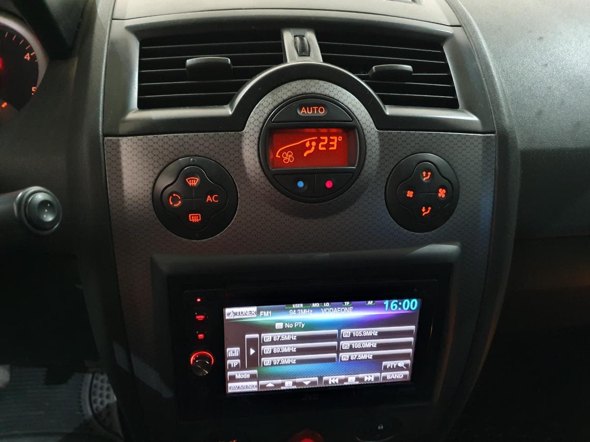 Renault Mégane 1.5 DCI · Ano 2005 — imagen 36