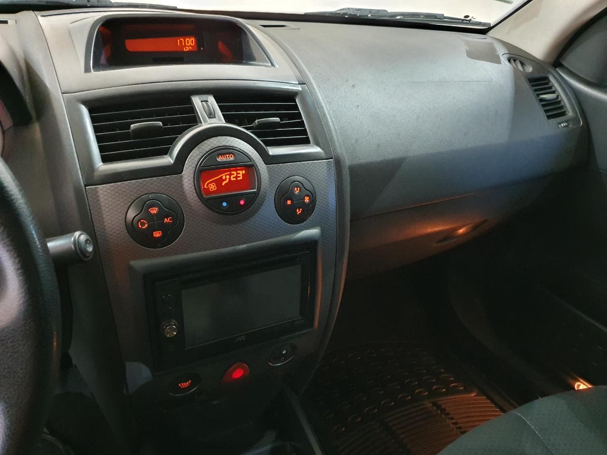 Renault Mégane 1.5 DCI · Ano 2005 — imagen 38