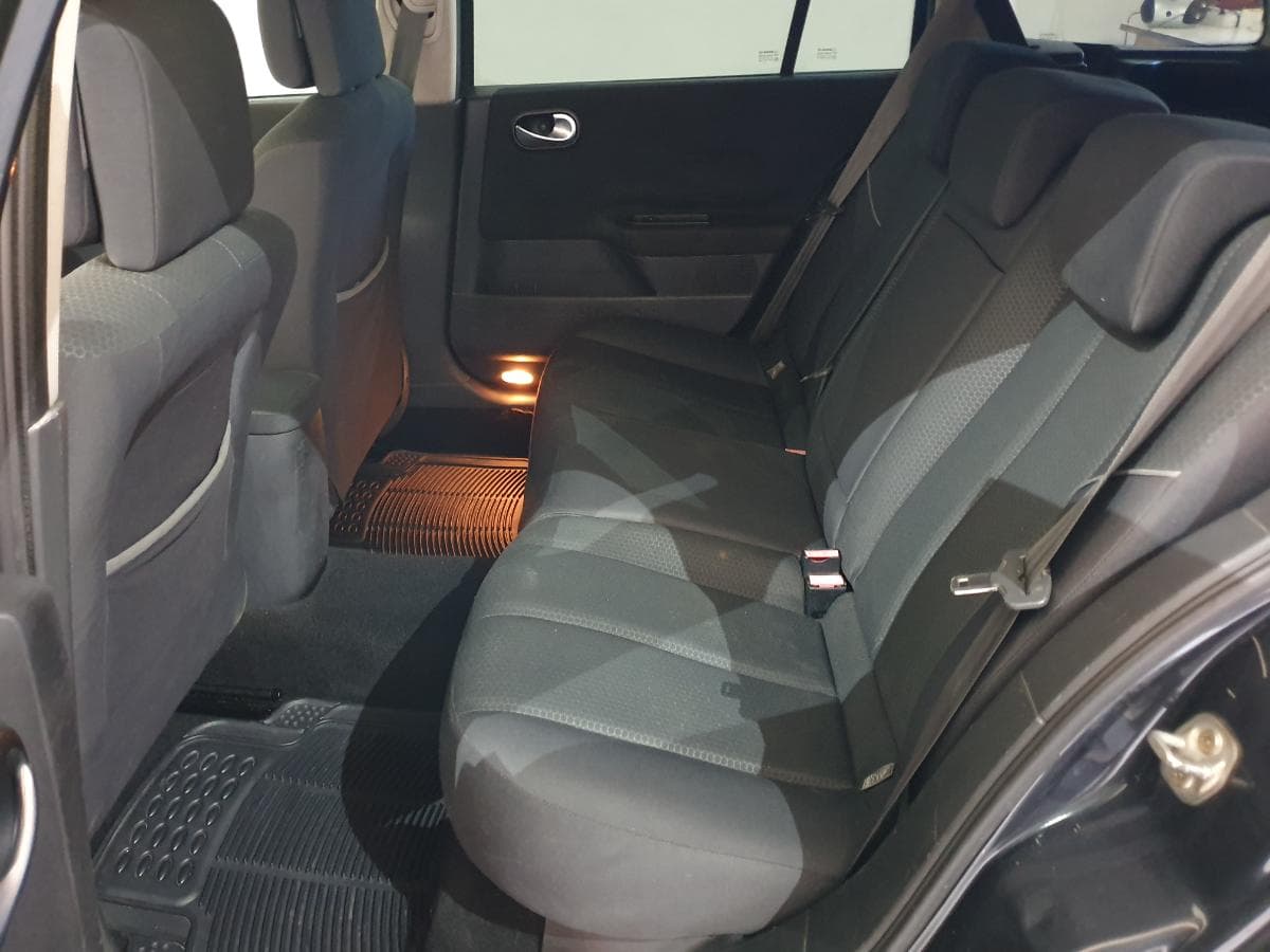 Renault Mégane 1.5 DCI · Ano 2005 — imagen 41
