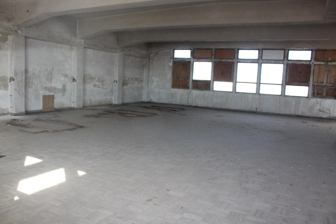 Unidade Industrial + Terreno · Vila Franca de Xira — imagem 36
