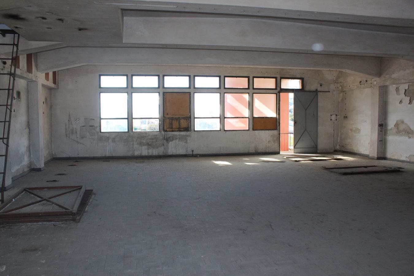 Unidade Industrial + Terreno · Vila Franca de Xira — imagem 46