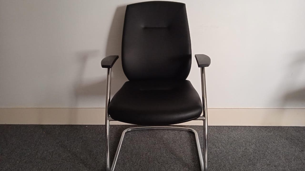 Mobiliario de oficina ·