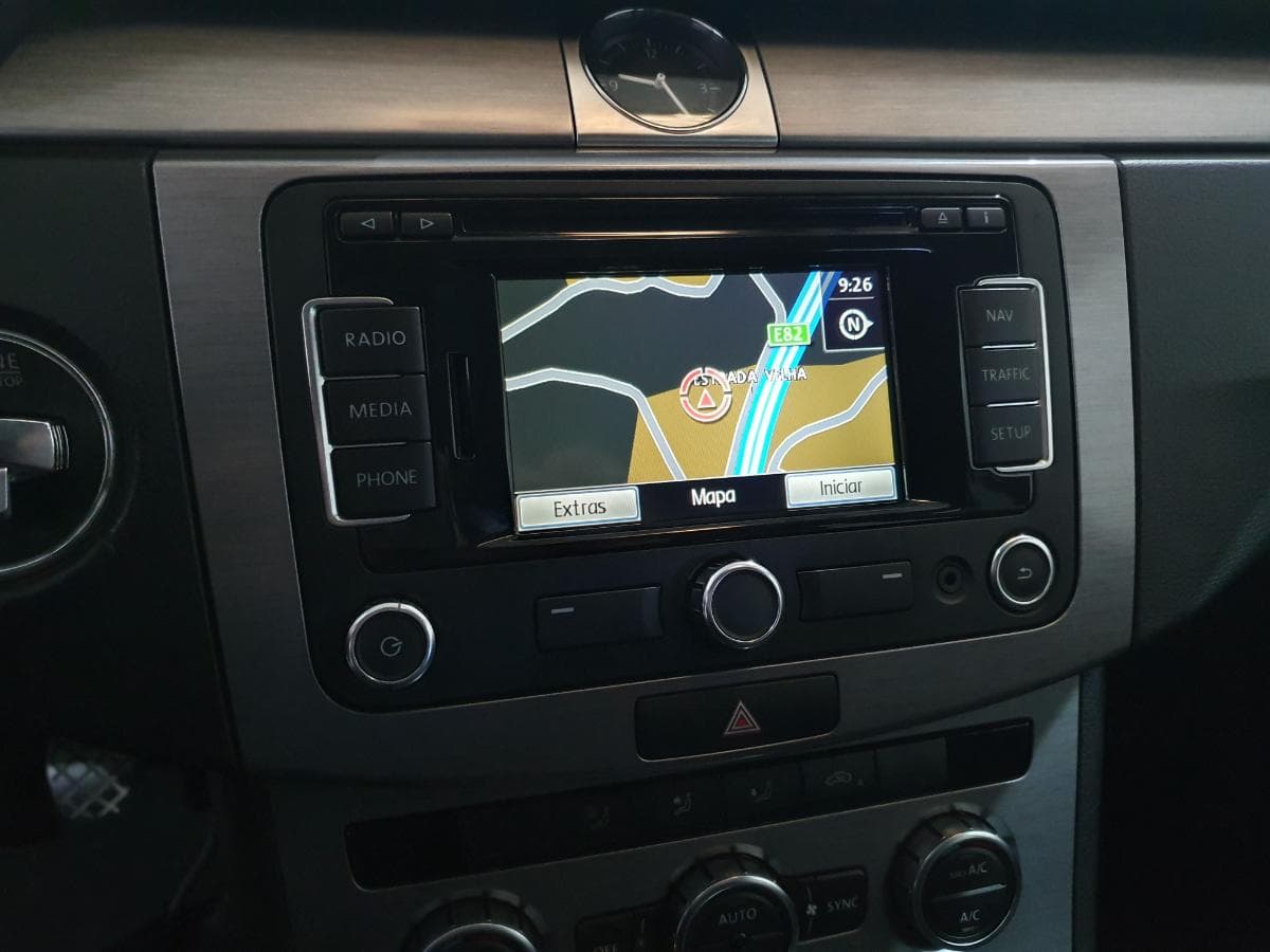 Volkswagen Passat 1.6 TDI · Ano 2012 — imagen 44