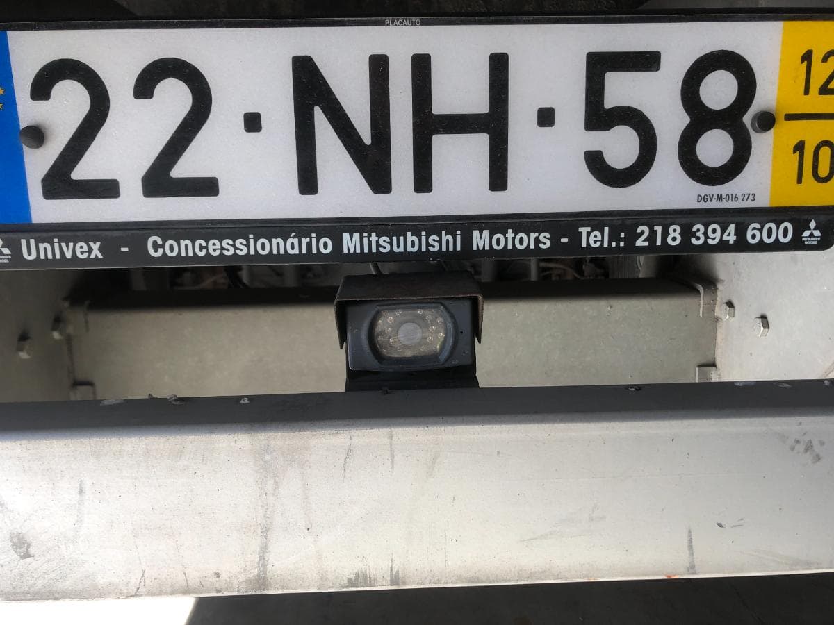 Mitsubishi Canter 7C18 com Plataforma Elevatória · Ano 2012 — imagem 17