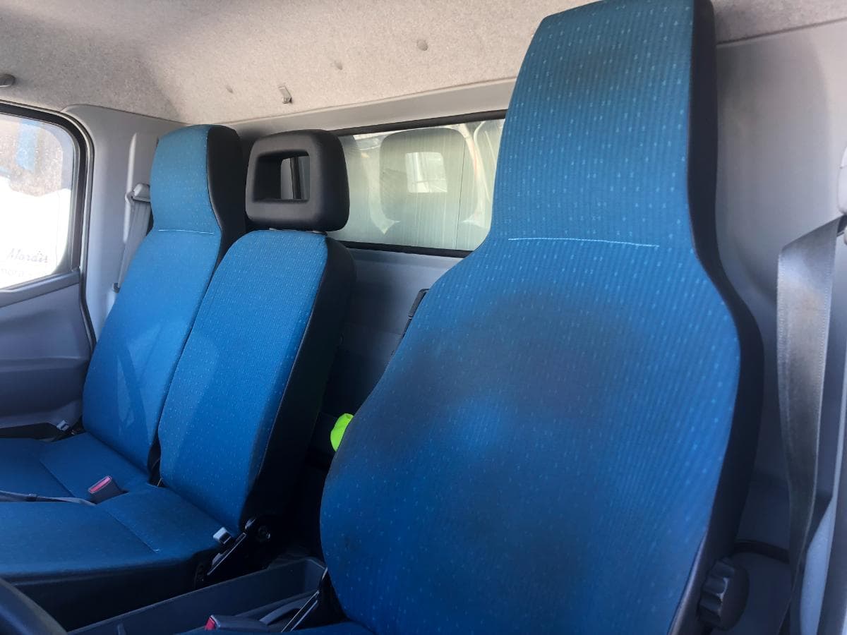 Mitsubishi Canter 7C18 com Plataforma Elevatória · Ano 2012 — imagem 24