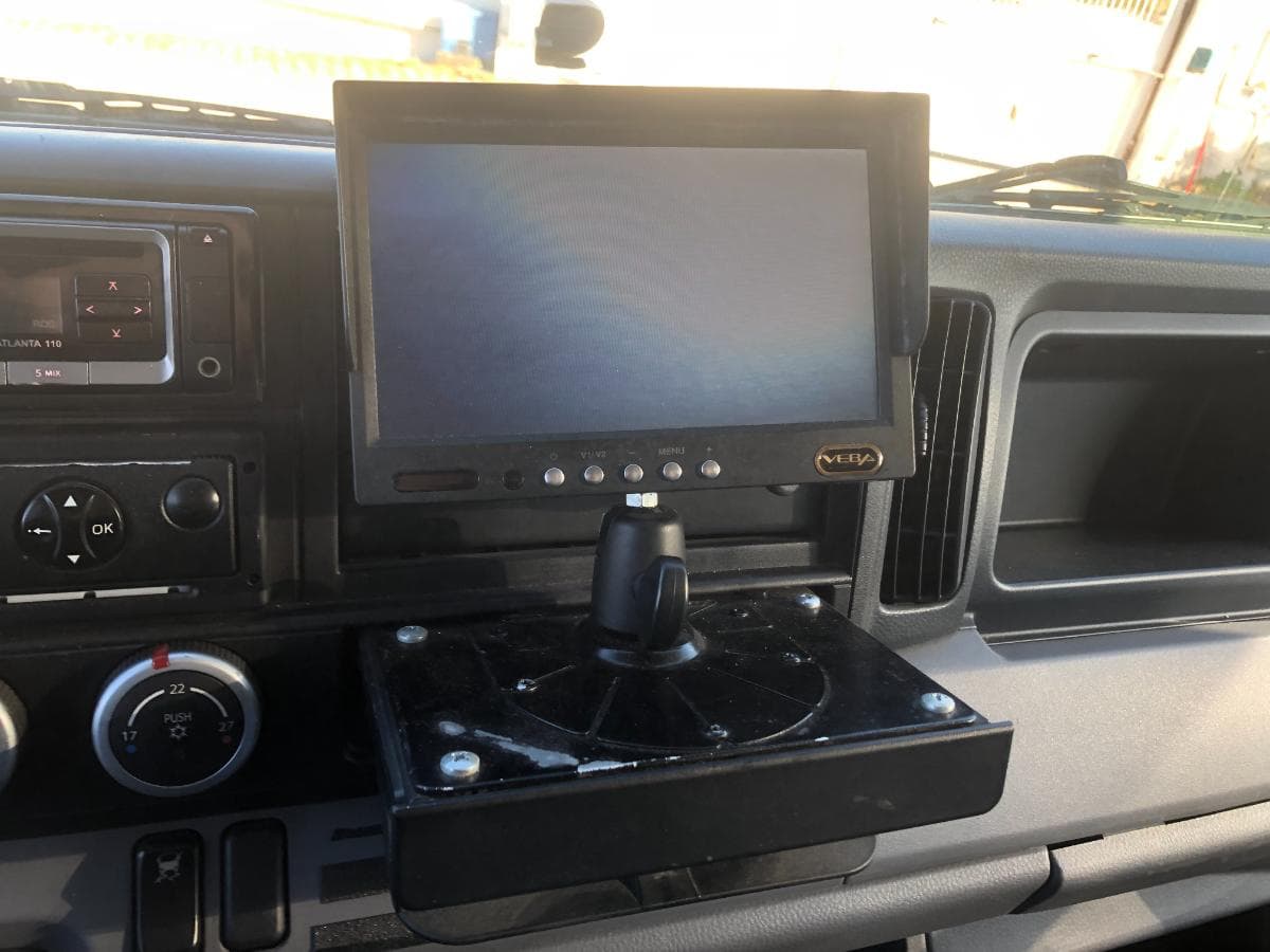 Mitsubishi Canter 7C18 com Plataforma Elevatória · Ano 2012 — imagem 26