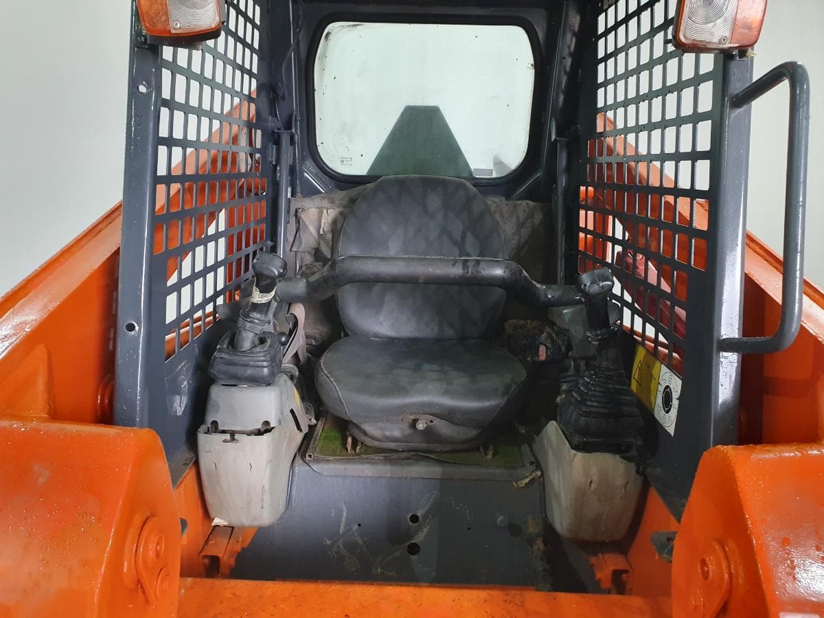 Mini Pá Carregadora Doosan 440 PLUS · Ano 2010 — imagem 8