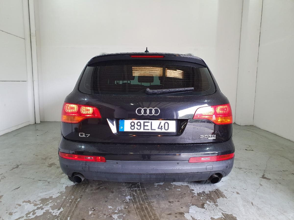 Audi Q7 3.0 TDI quattro · Ano 2007 — imagem 10