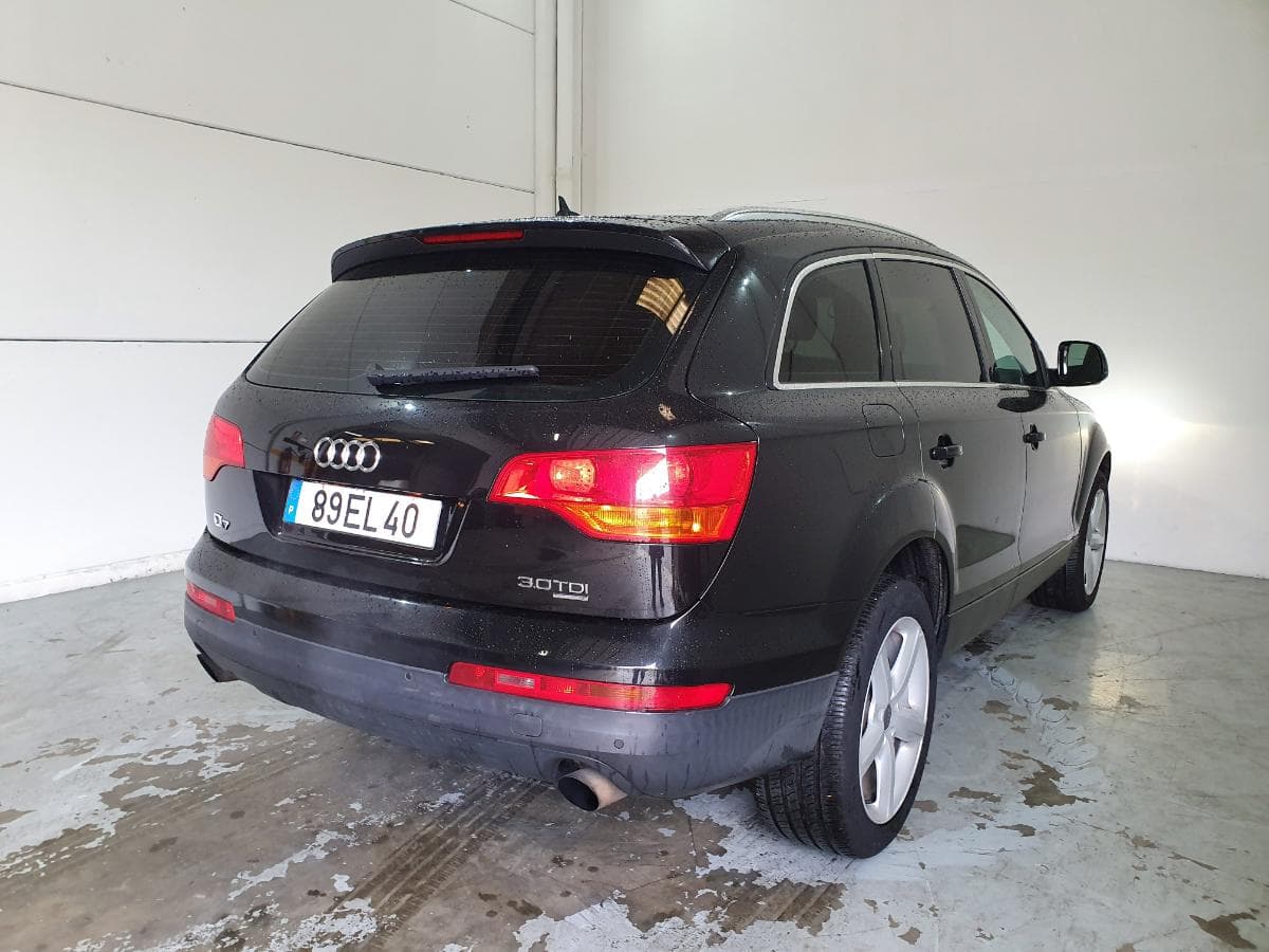 Audi Q7 3.0 TDI quattro · Ano 2007 — imagem 9