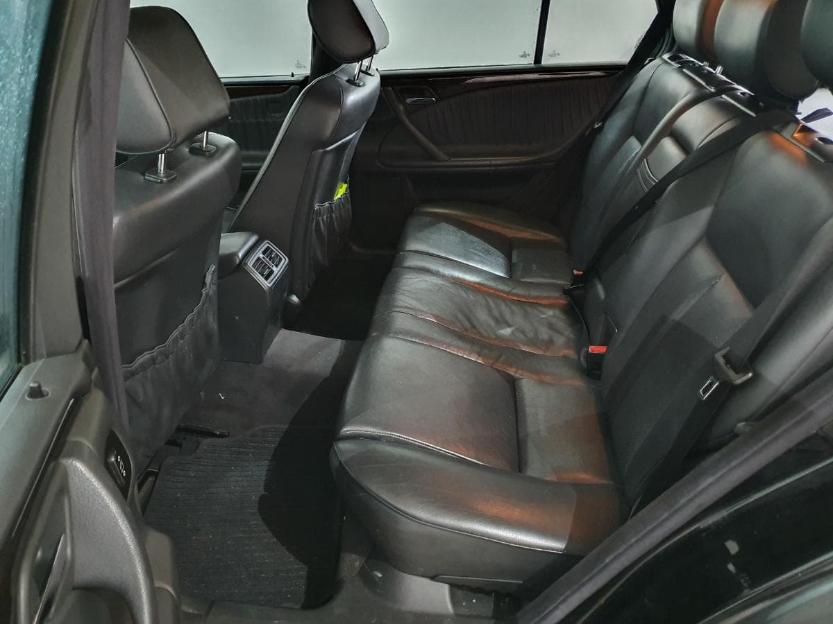 Mercedes-Benz E220 2.2 CDI · Ano 2000 — imagen 24