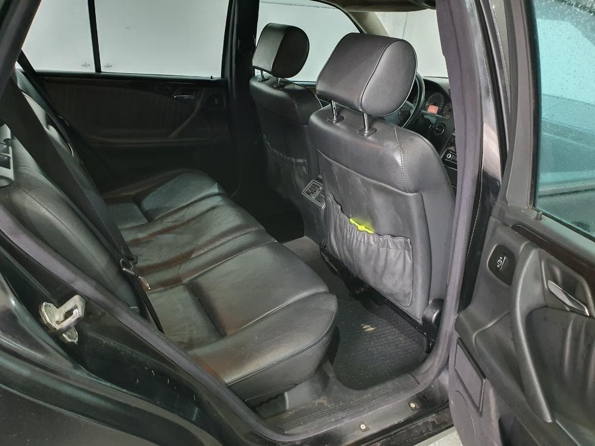 Mercedes-Benz E220 2.2 CDI · Ano 2000 — imagen 31