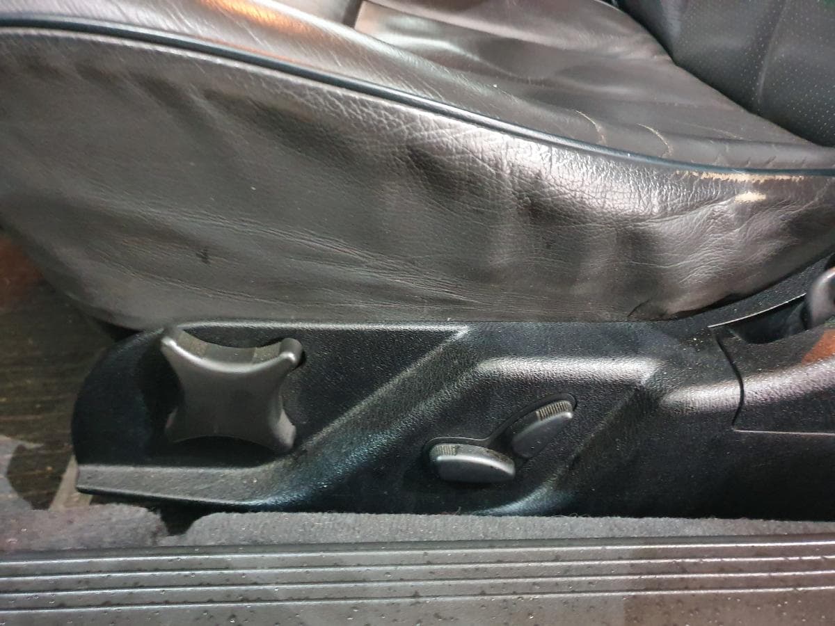 Mercedes-Benz E220 2.2 CDI · Ano 2000 — imagen 35