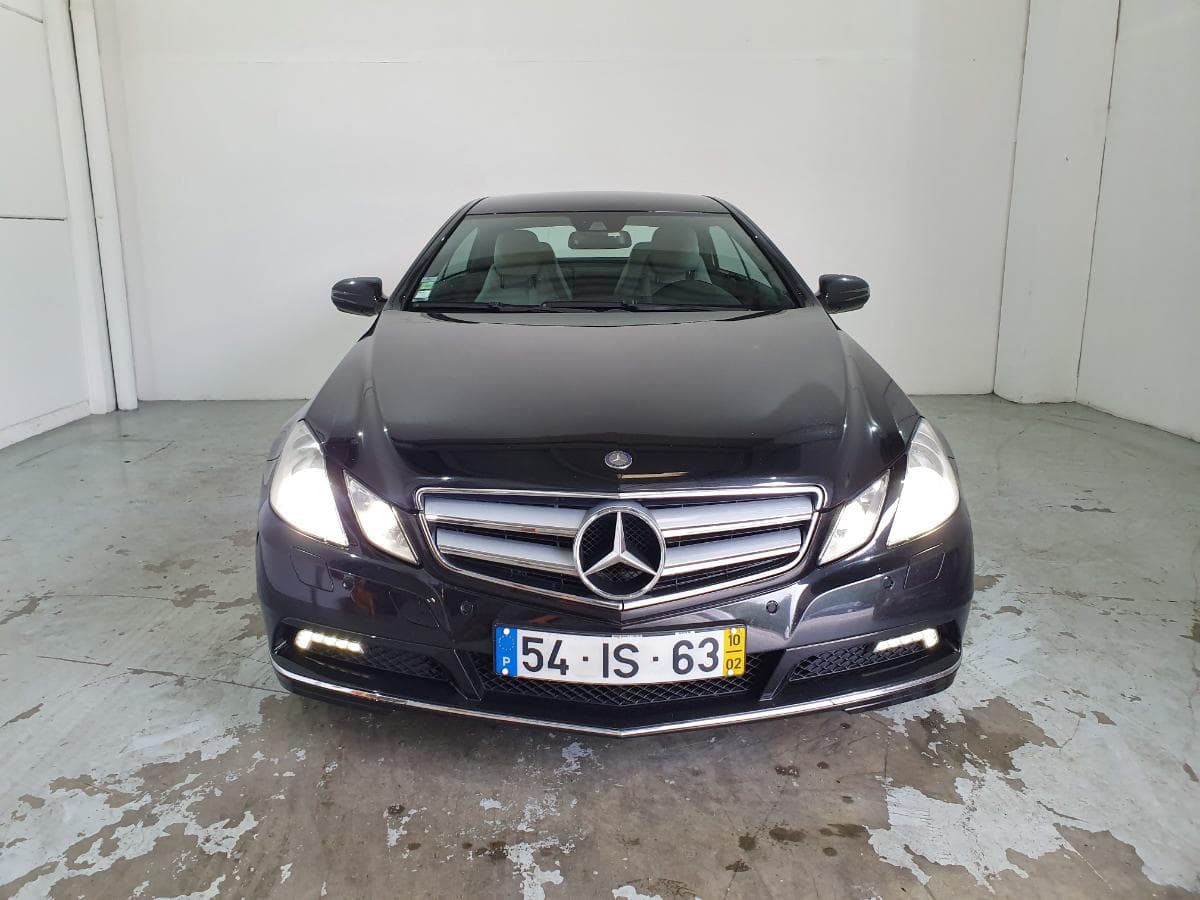 Mercedes-Benz E250 2.2CDI · Ano 2010 — imagen 4