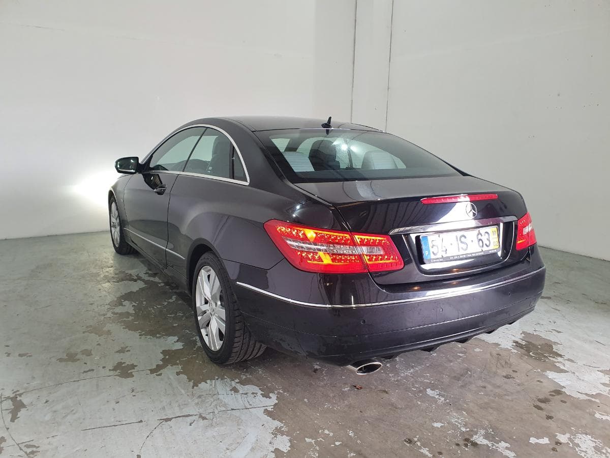 Mercedes-Benz E250 2.2CDI · Ano 2010 — imagen 10