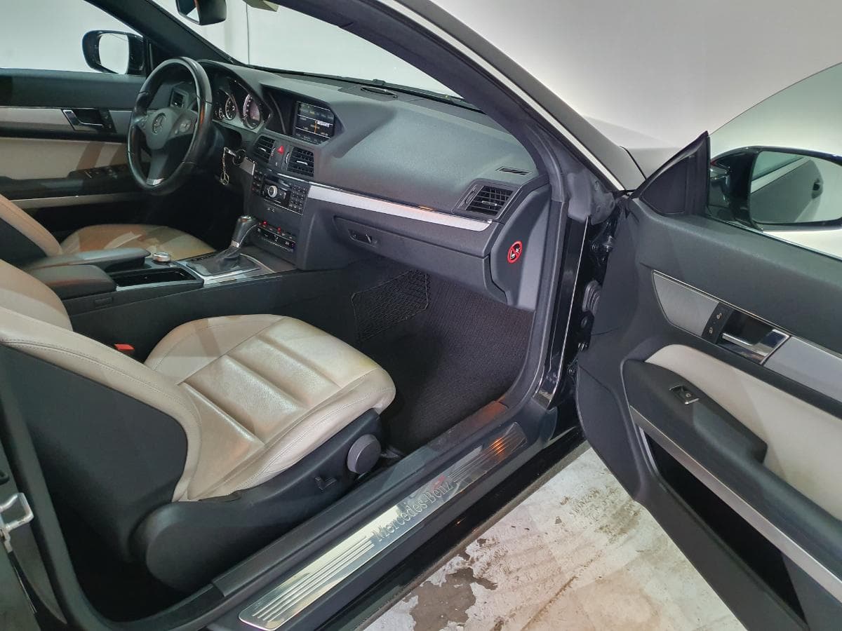 Mercedes-Benz E250 2.2CDI · Ano 2010 — imagen 17