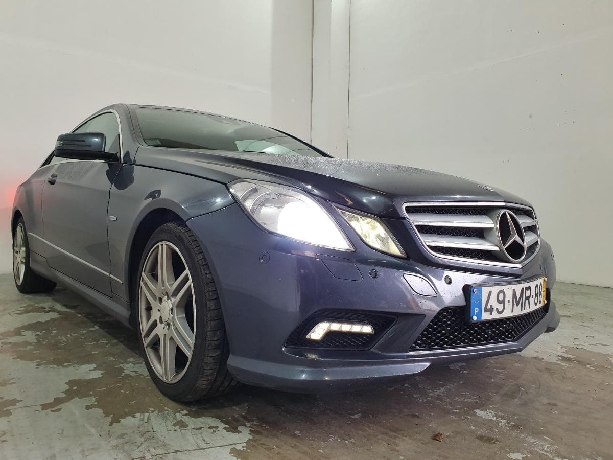 Mercedes- Benz E250 CDI Kit AMG · Ano 2012 — imagem 4