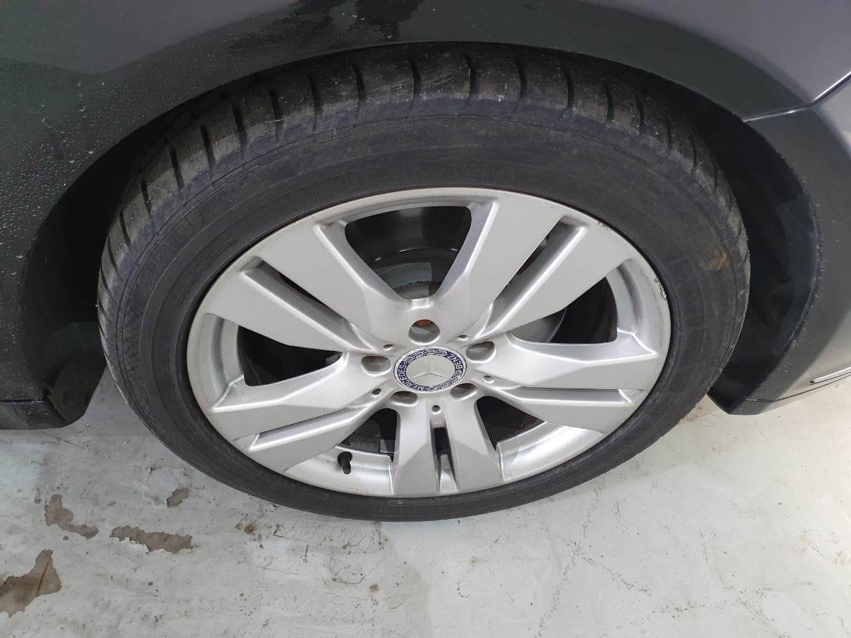 Mercedes-Benz E250 2.2CDI · Ano 2010 — imagen 32