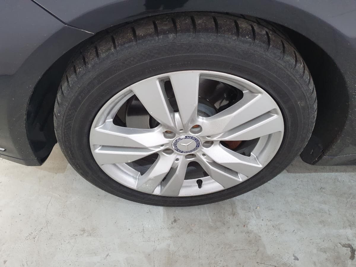 Mercedes-Benz E250 2.2CDI · Ano 2010 — imagen 34
