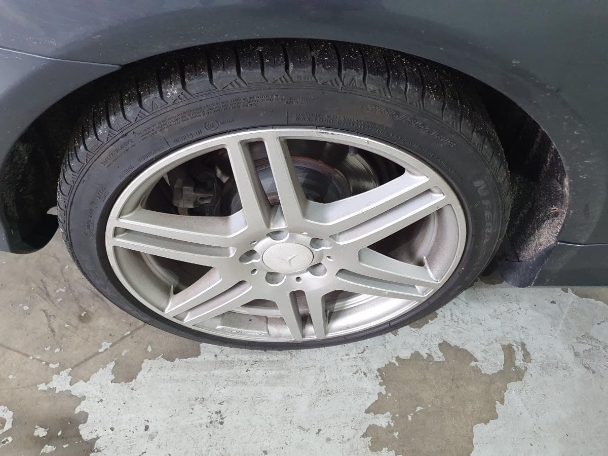 Mercedes- Benz E250 CDI Kit AMG · Ano 2012 — imagem 14